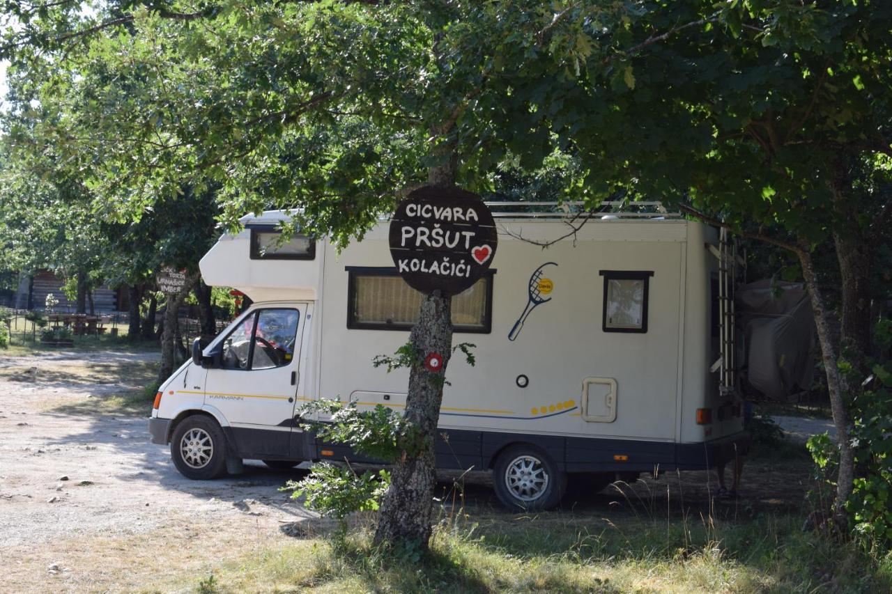 Vila Etno Selo Dodig Drvar Exteriér fotografie